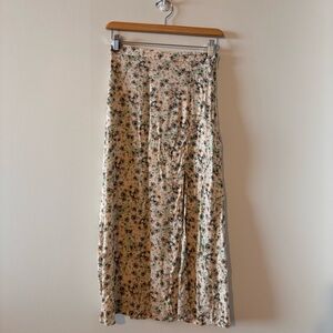 H&M Floral Print Maxi Skirt with Slit Size 2 EUC